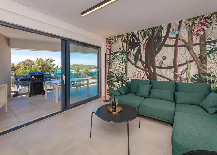 Gea S Bazenom Pet Friendly Lejlighed